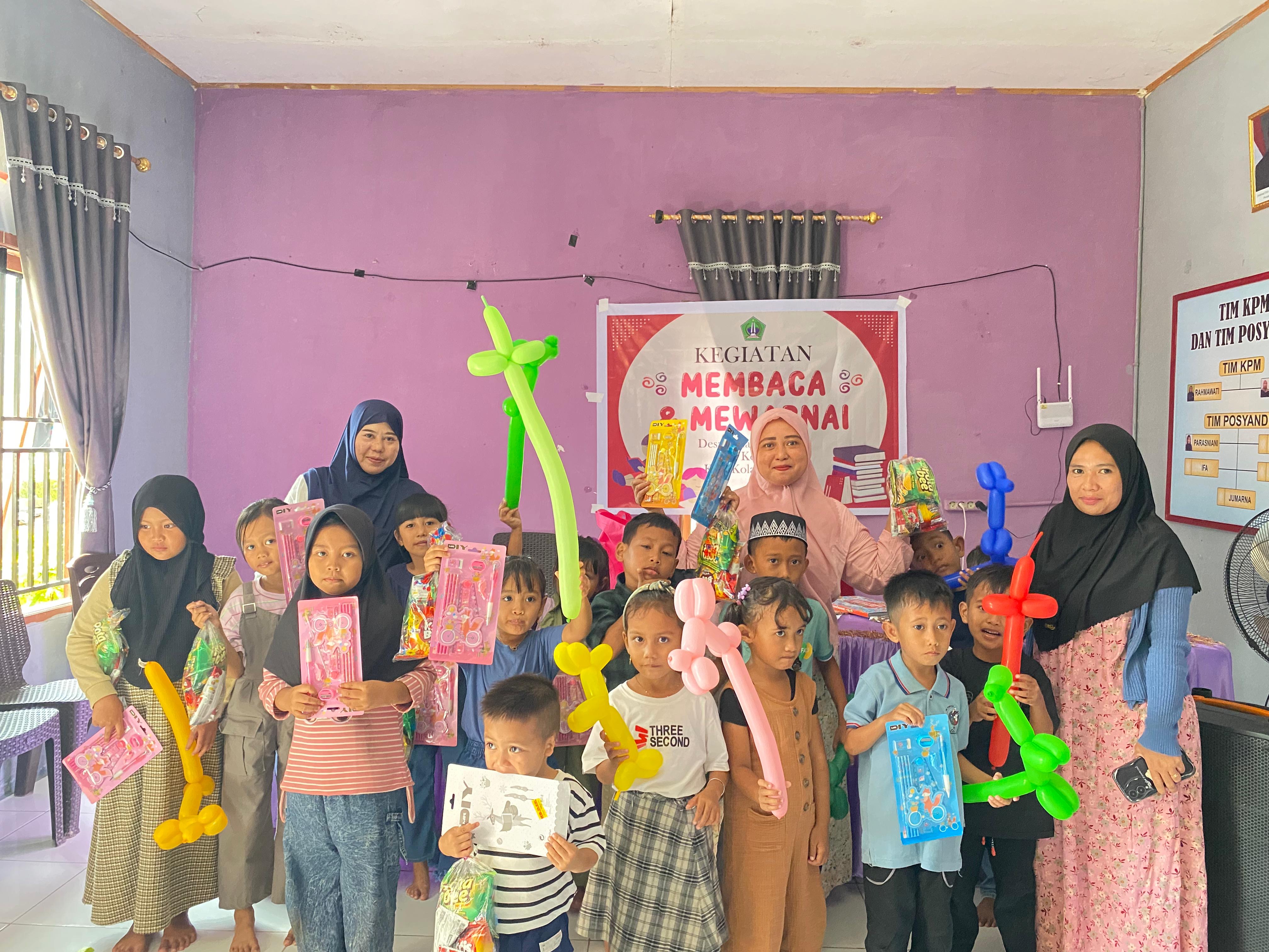 Kegitan Menggambar dan membaca anak anak