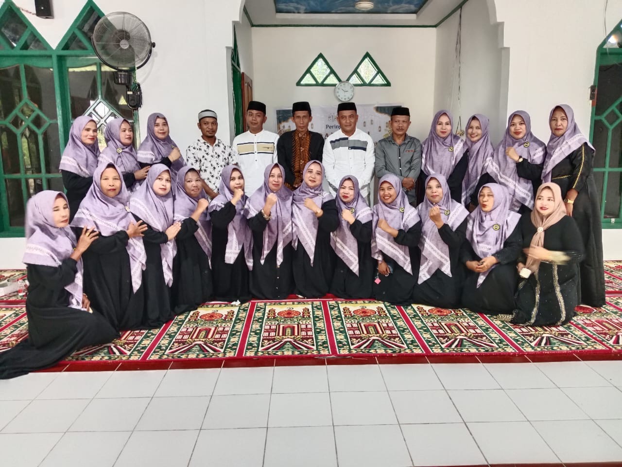 Kegiatan pengajian bulanan di desa Delang - Delang